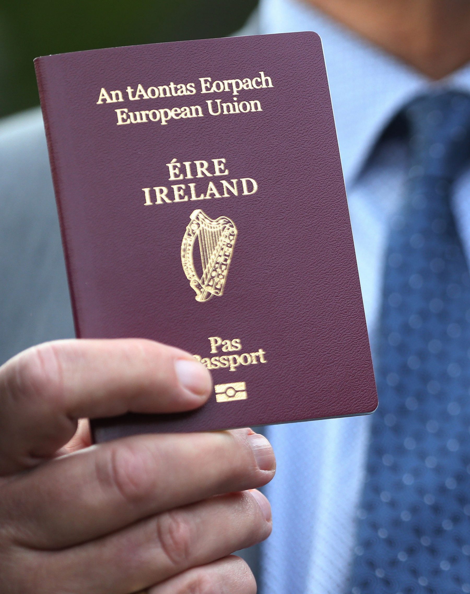travelling to austria on irish passport